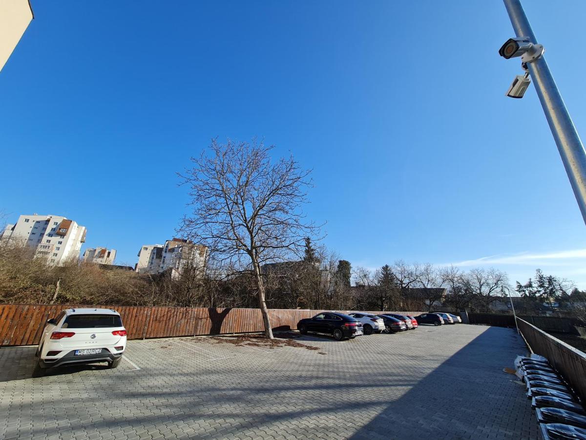 Select City Center Targu Mures Exterior photo